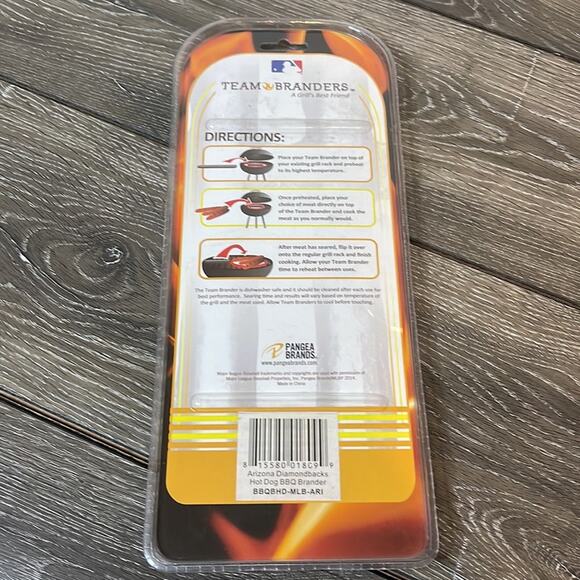 NEW MLB Arizona Diamondbacks D.Backs Hot Dog Press BBQ Grilling Accessory - Picture 2 of 3